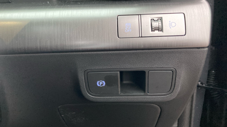 Hyundai KONA 115kW Advance 48kWh 5dr Auto Electric Hatchback